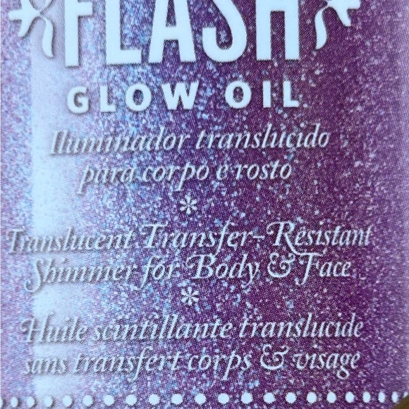 Sol de Janeiro- Glowmotions. Highlights your Beautiful skin and smells amazing! - Picture 5 of 8